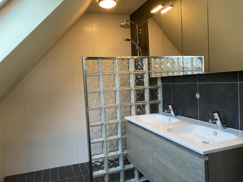 De Smokkelaar & Het Schuurtje Maldegem Exterior foto