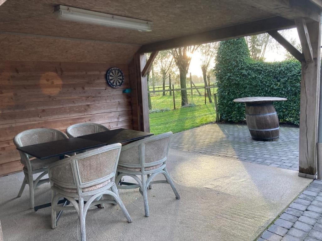 De Smokkelaar & Het Schuurtje Maldegem Exterior foto