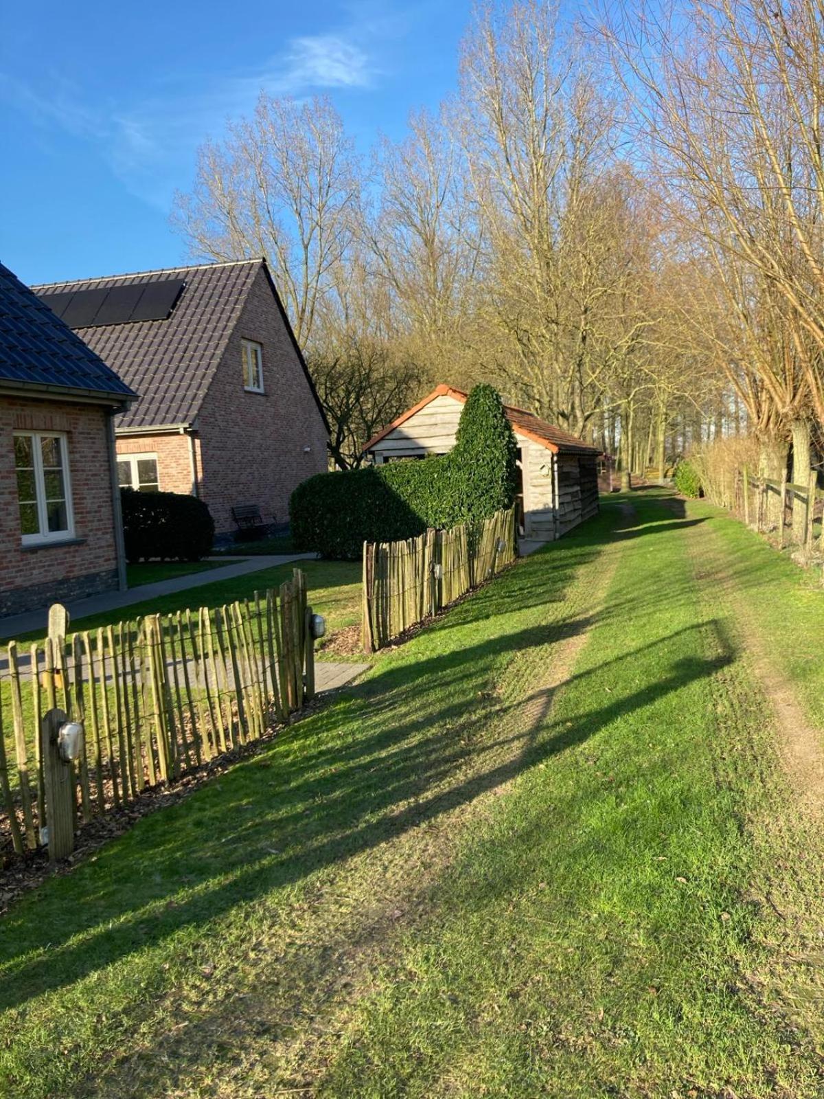 De Smokkelaar & Het Schuurtje Maldegem Exterior foto