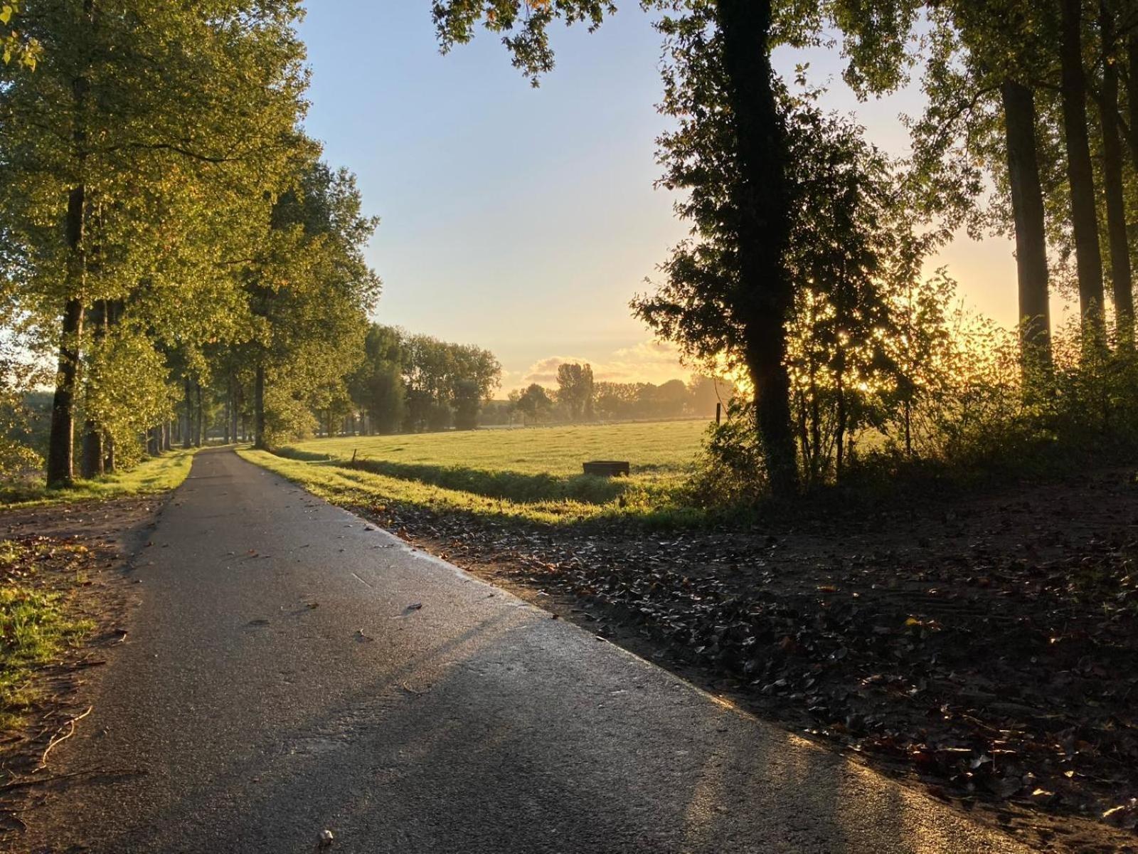 De Smokkelaar & Het Schuurtje Maldegem Exterior foto