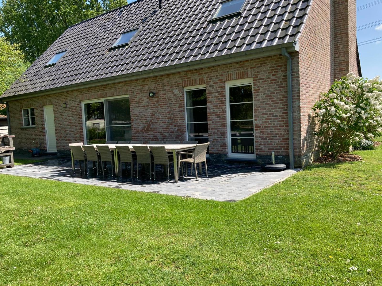 De Smokkelaar & Het Schuurtje Maldegem Exterior foto